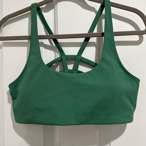 Vuoti Yosemite Bra
$58
Women's Sports Bra Cactus